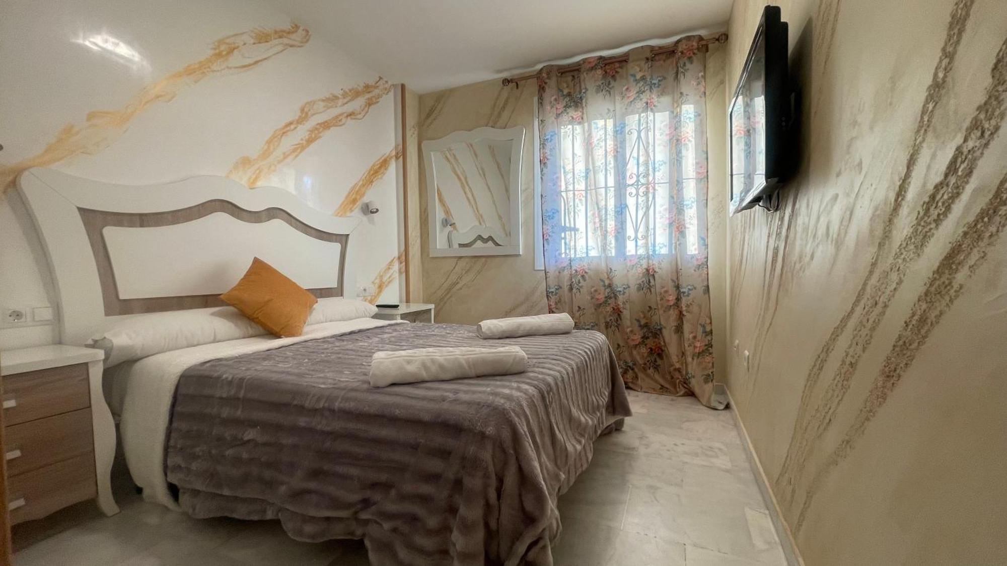 Apartmán Apartamento Con Vista A La Piscina Benalmádena Exteriér fotografie