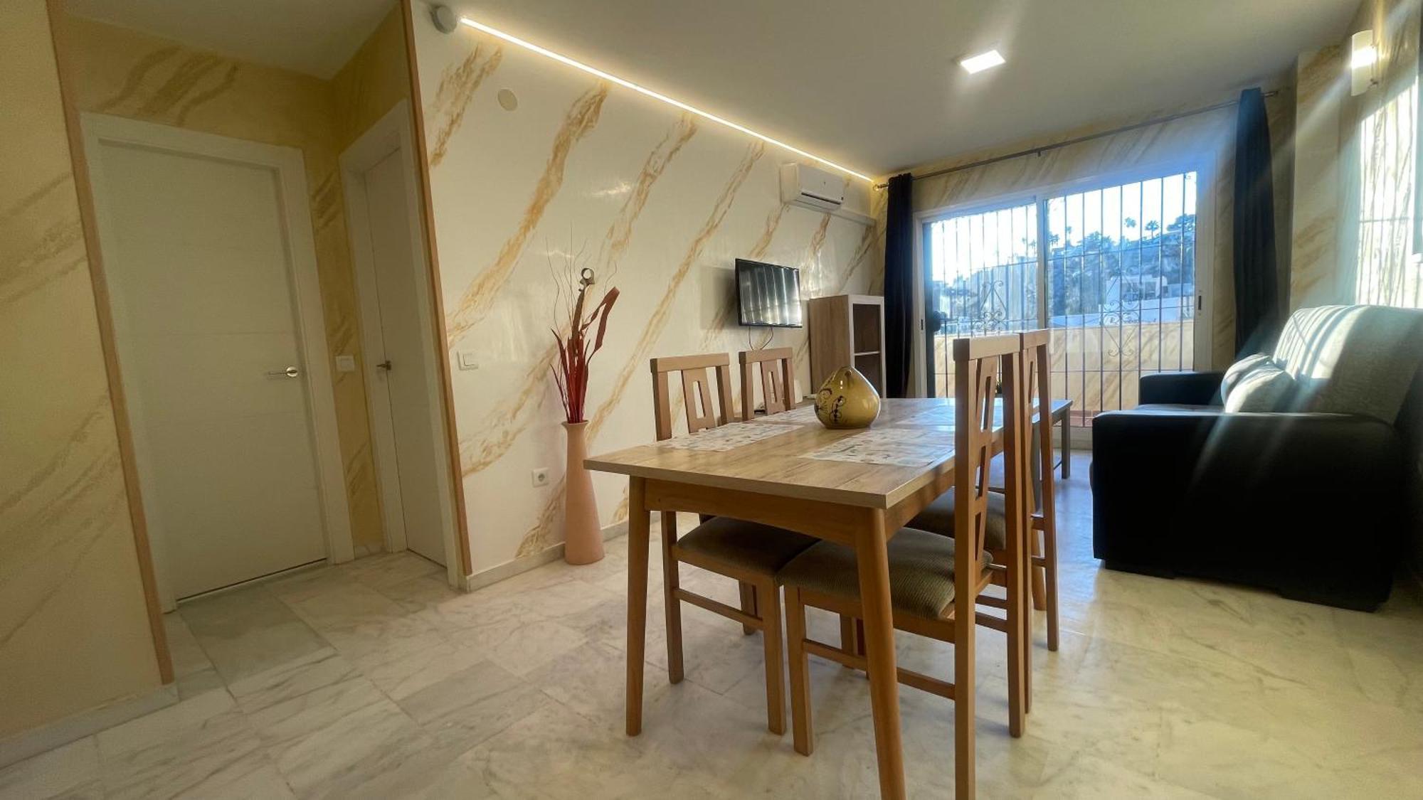 Apartmán Apartamento Con Vista A La Piscina Benalmádena Exteriér fotografie